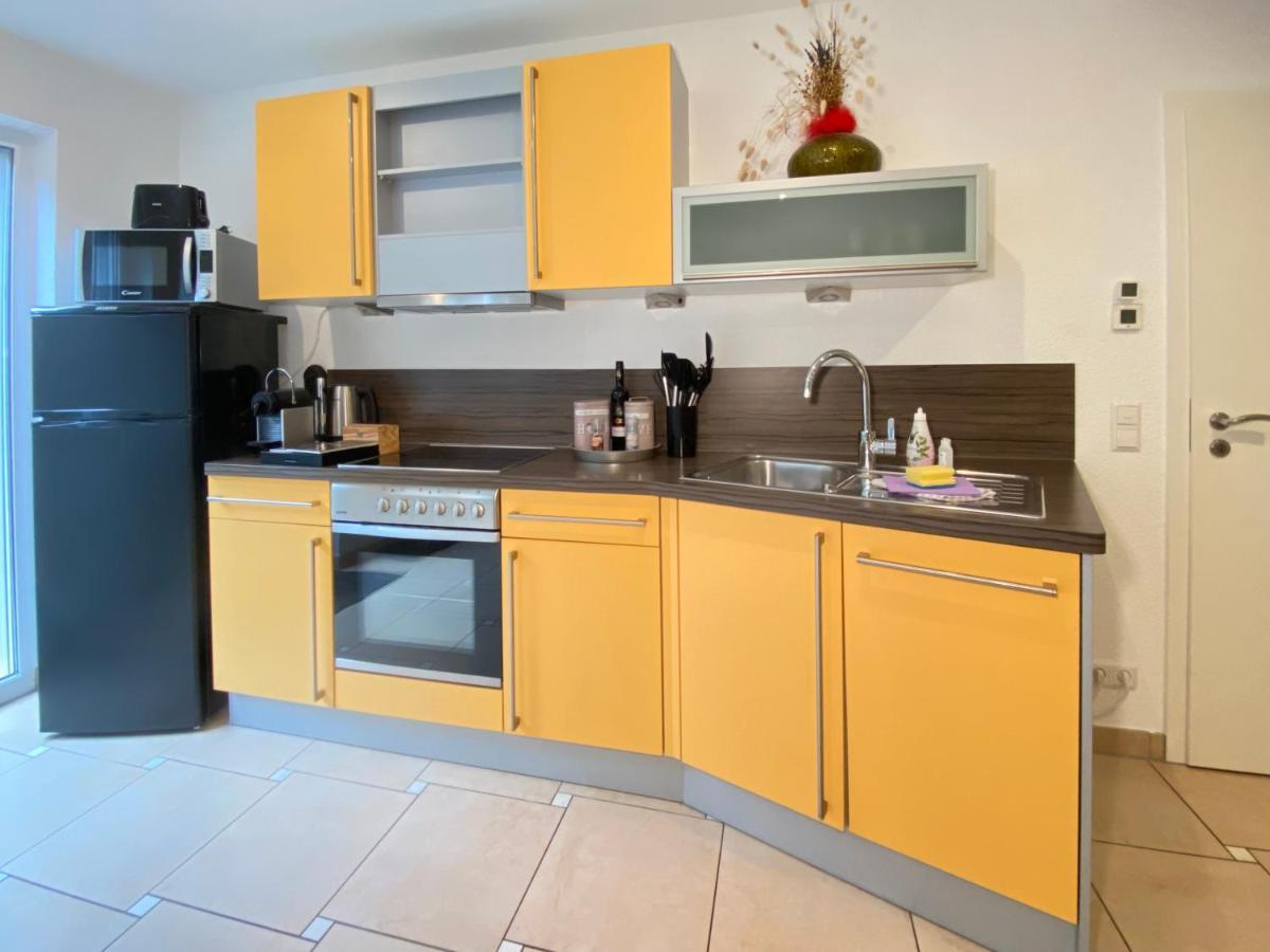 2 Zimmer Apartment, 70 Qm, Max 4 Pers, Private Terasse, 2 Parkplaetze, Internet 250 Mbit Gaertringen ภายนอก รูปภาพ